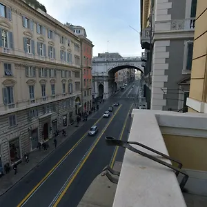 Check-inn Centro Genoa